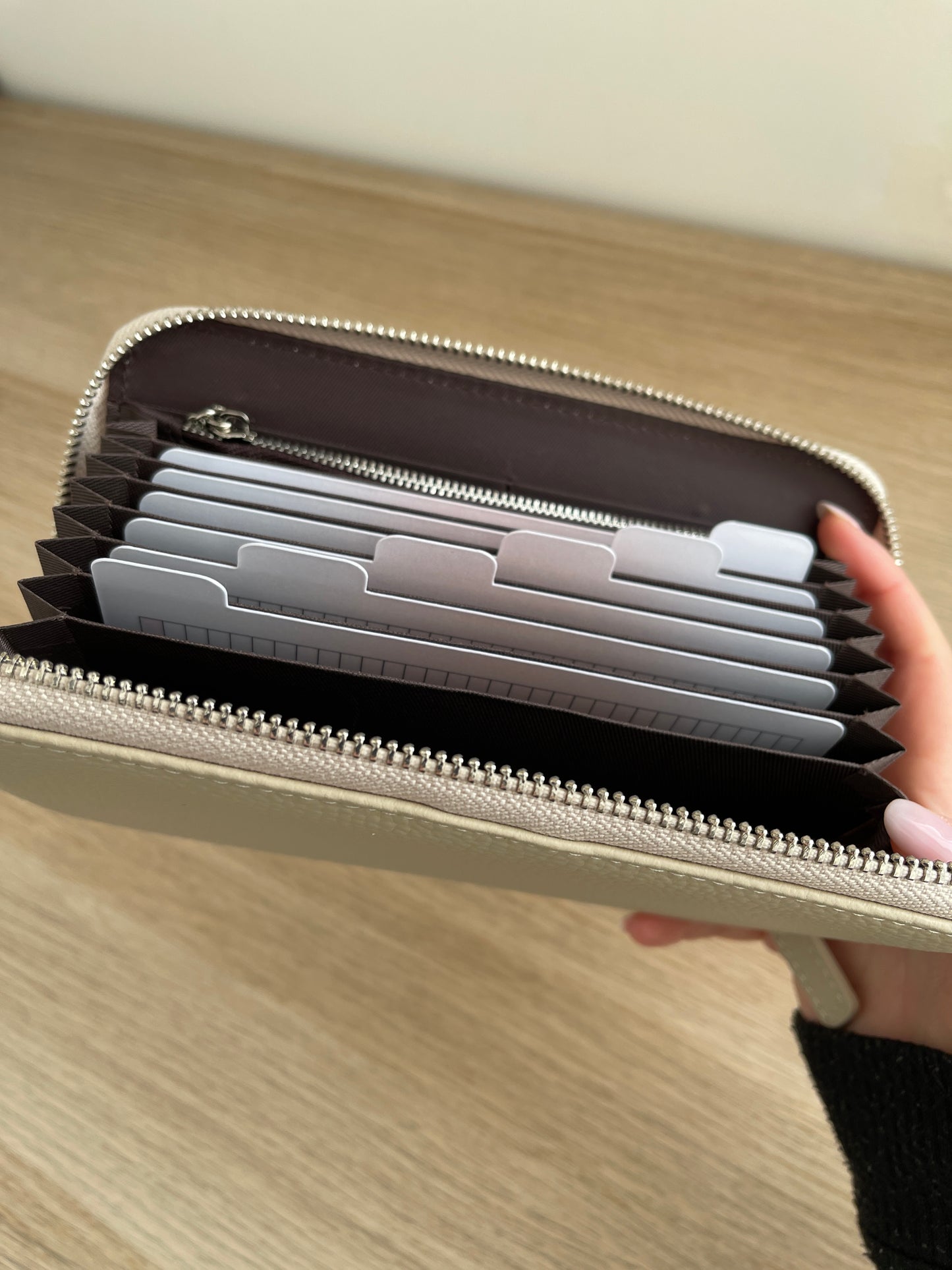 Porte-feuille Taupe + Trackers